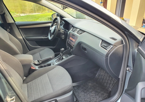 Skoda Octavia cena 69999 przebieg: 197845, rok produkcji 2019 z Iłża małe 781